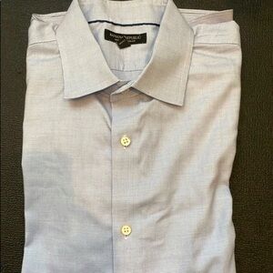 EUC, Banana Republic, slim fit, Non-iron button down in lovely blue